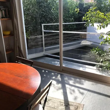 Lejlighed Center, Sun, Charm With Terrace And Fireplace