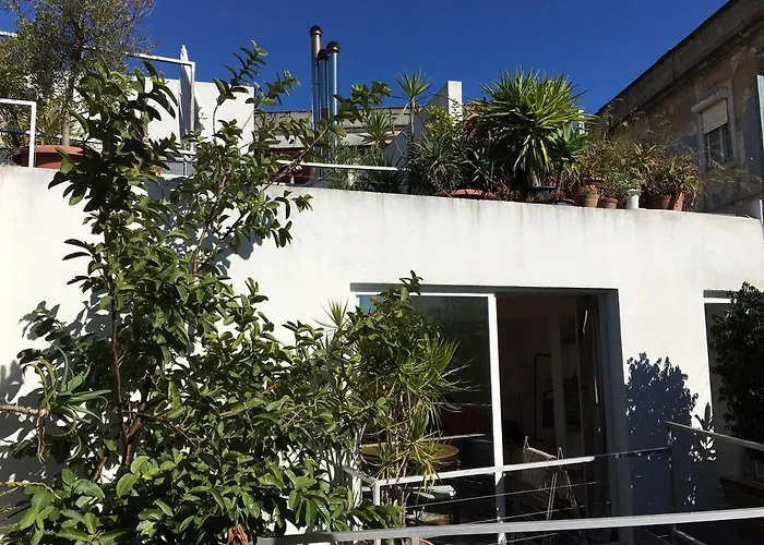 Appartamento Center, Sun, Charm With Terrace And Fireplace Lisbona