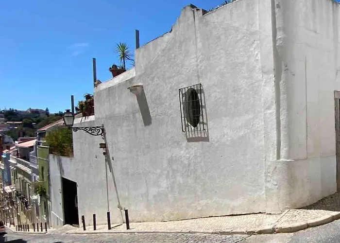 Center, Sun, Charm With Terrace And Fireplace Appartamento Lisbona