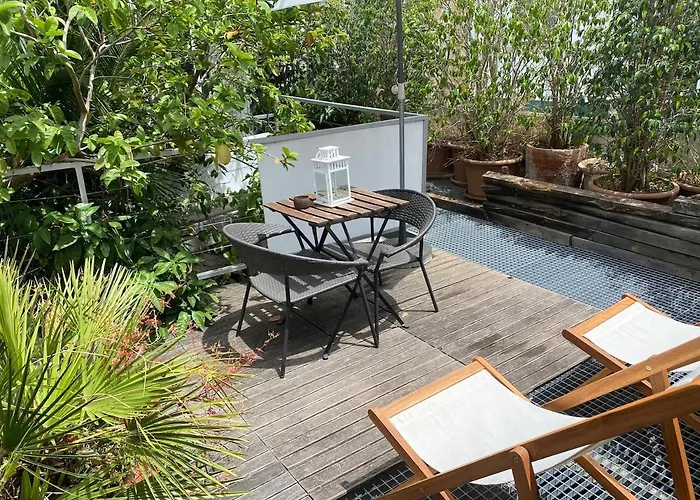 Center, Sun, Charm With Terrace And Fireplace * Lisbona