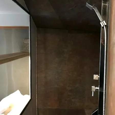 Apartmán Center, Sun, Charm With Terrace And Fireplace